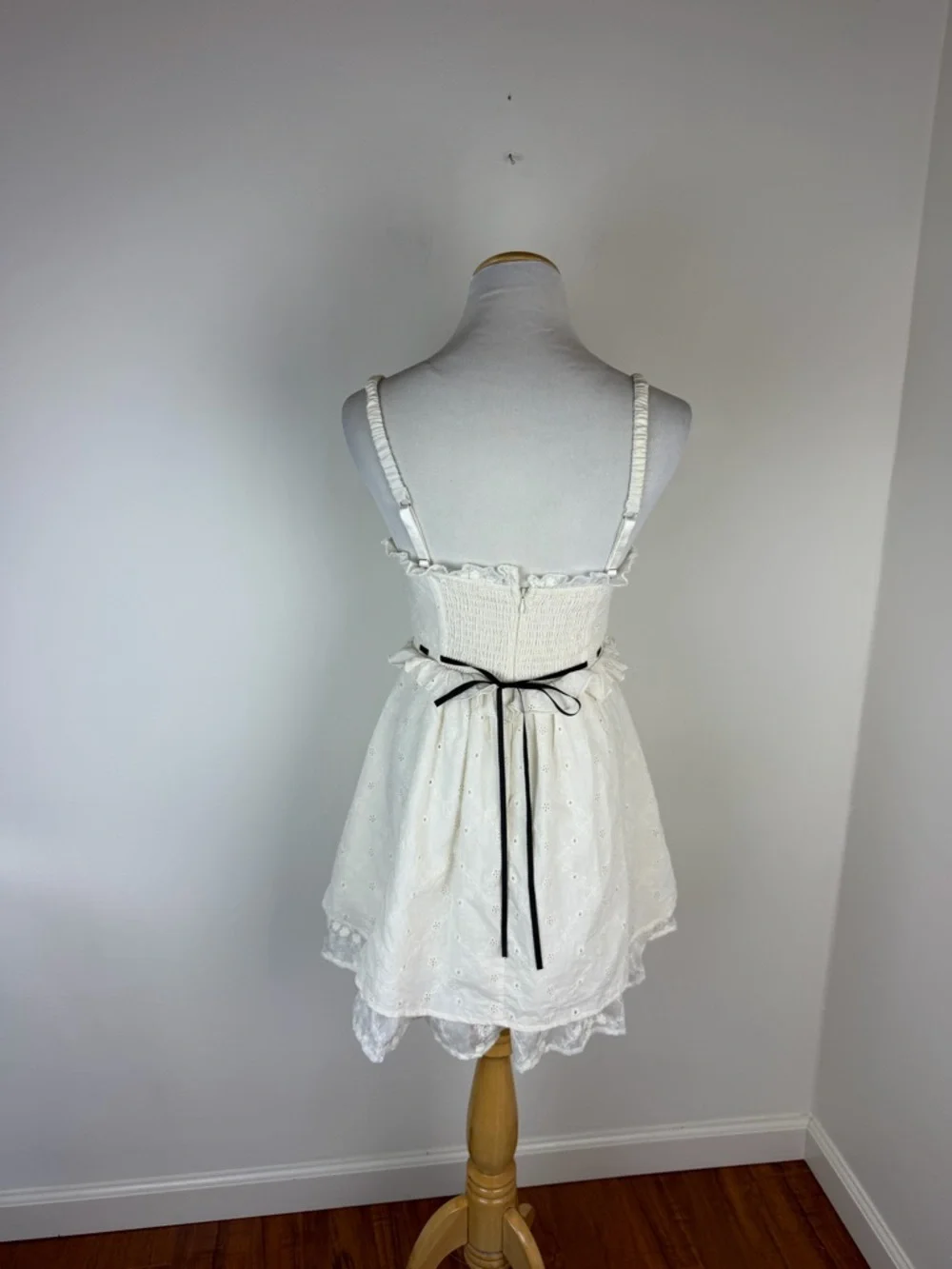 For Love & Lemons Sora Eyelet Mini Dress Size XS - Picture 7 of 11